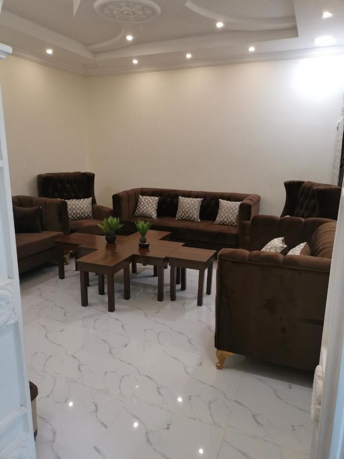 Al Shadi Apartments Yanbu Ngoại thất bức ảnh