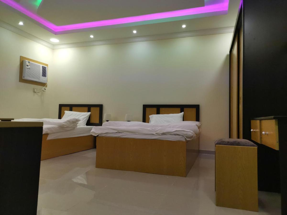 Al Shadi Apartments Yanbu Ngoại thất bức ảnh